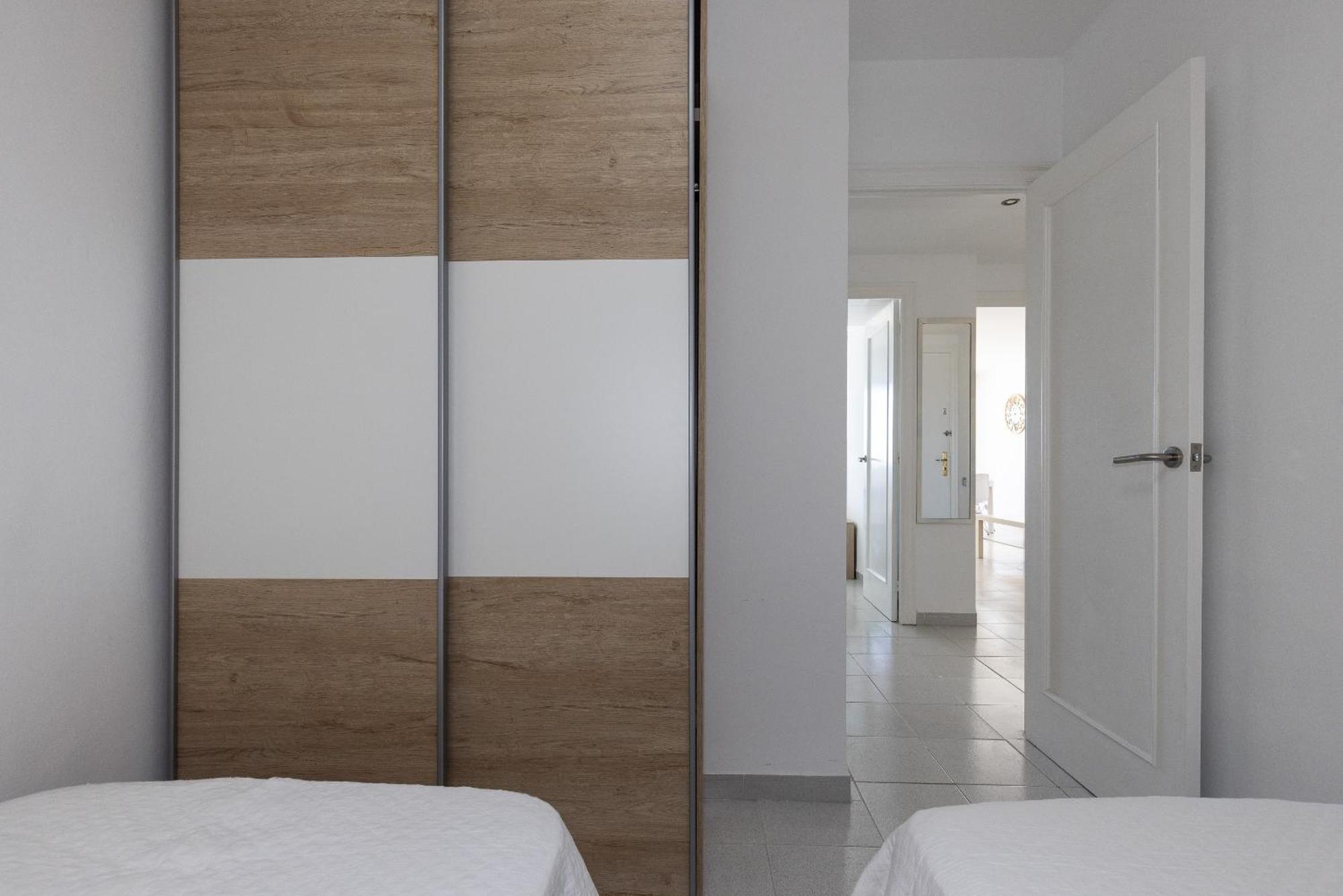 Uhc Santillana Family Complex Salou Exterior photo