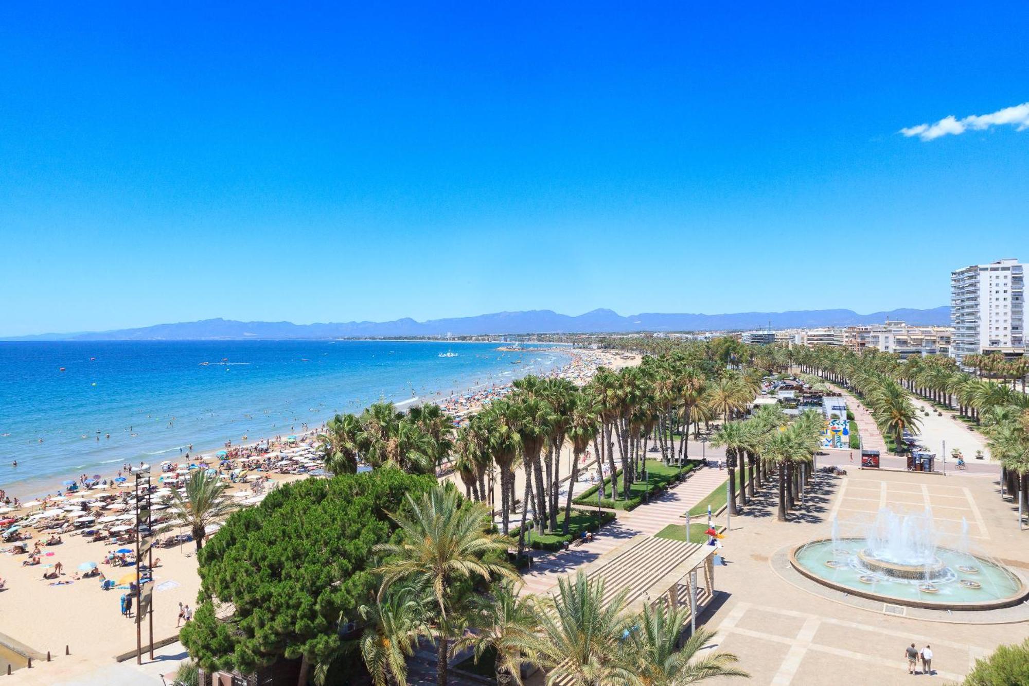 Uhc Santillana Family Complex Salou Room photo